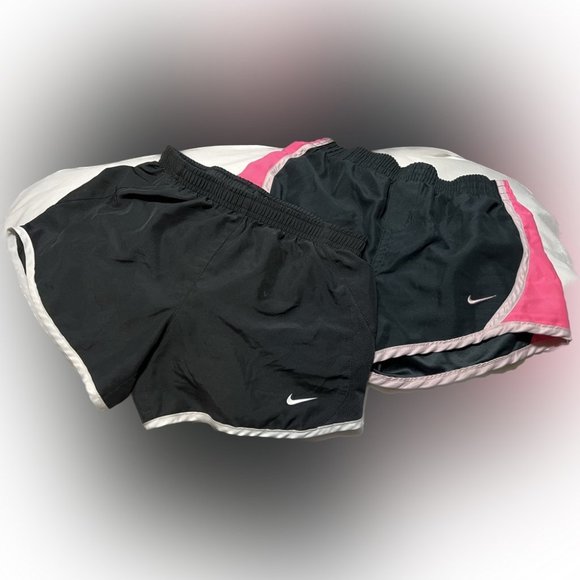Girls Nike Shorts - Picture 1 of 3